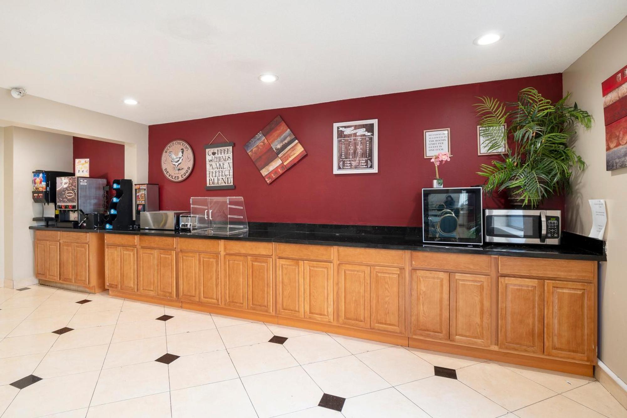 Готель Oyo Townhouse Houston Airport North Екстер'єр фото