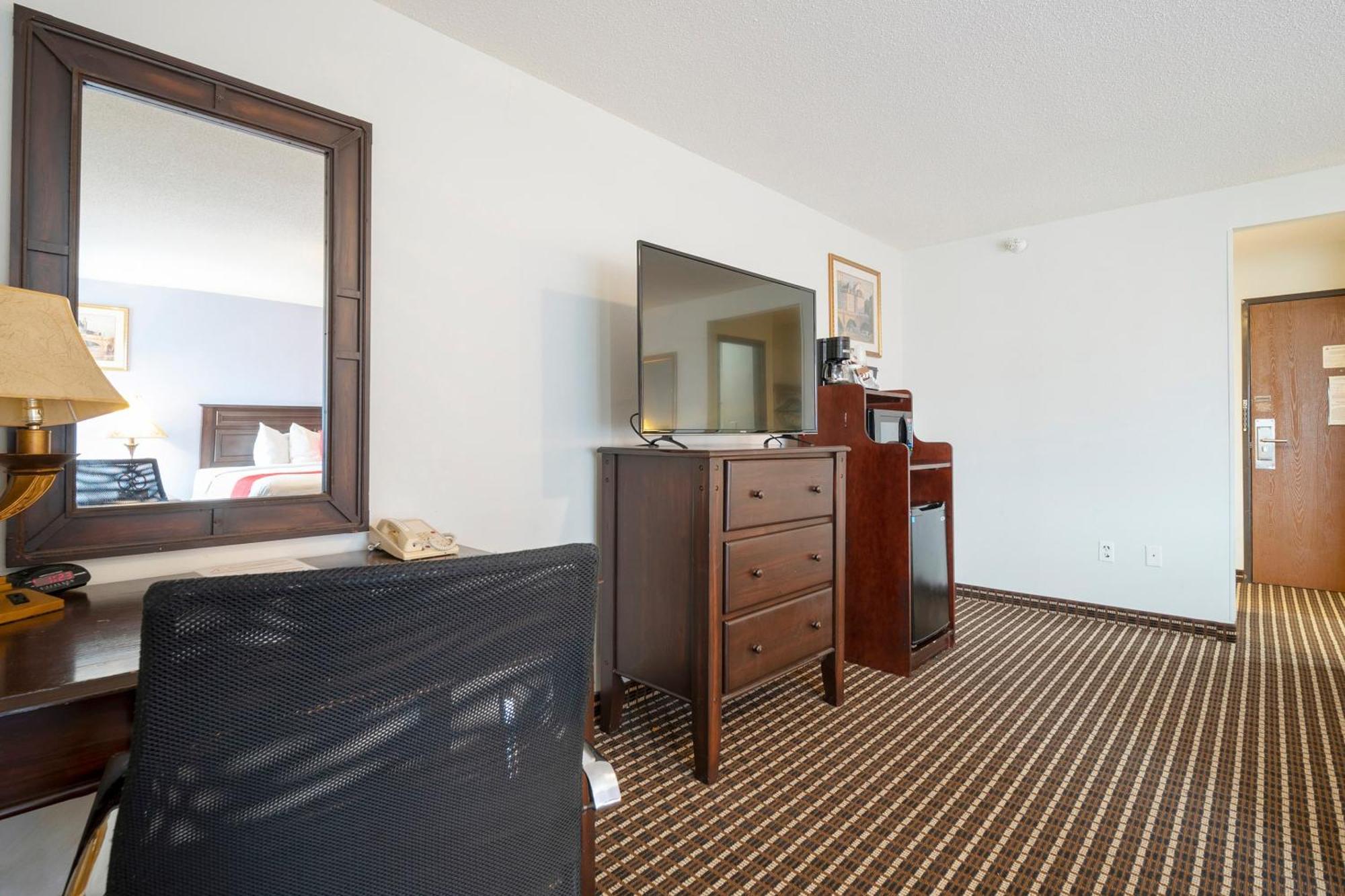 Готель Oyo Townhouse Houston Airport North Екстер'єр фото