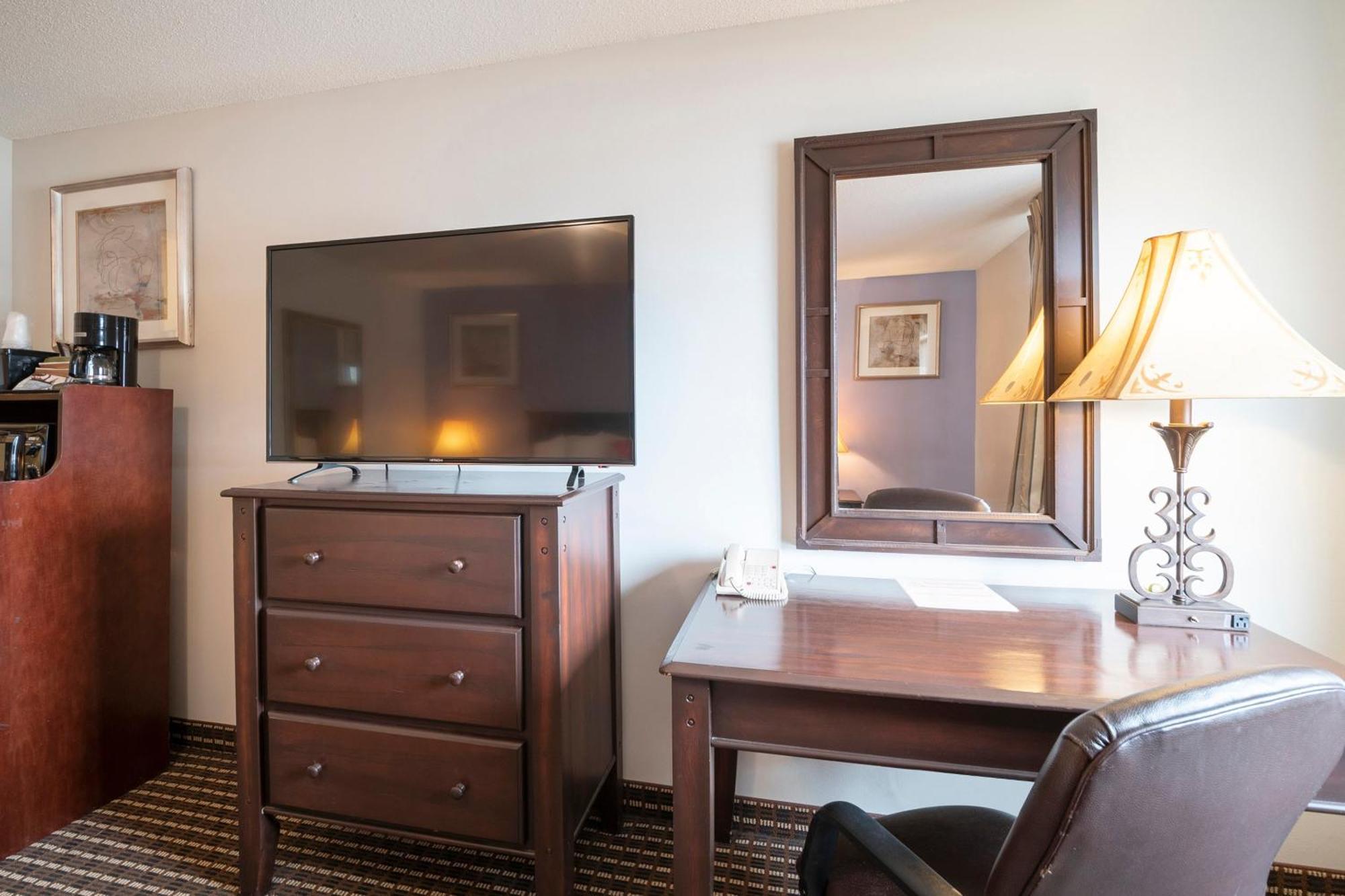 Готель Oyo Townhouse Houston Airport North Екстер'єр фото