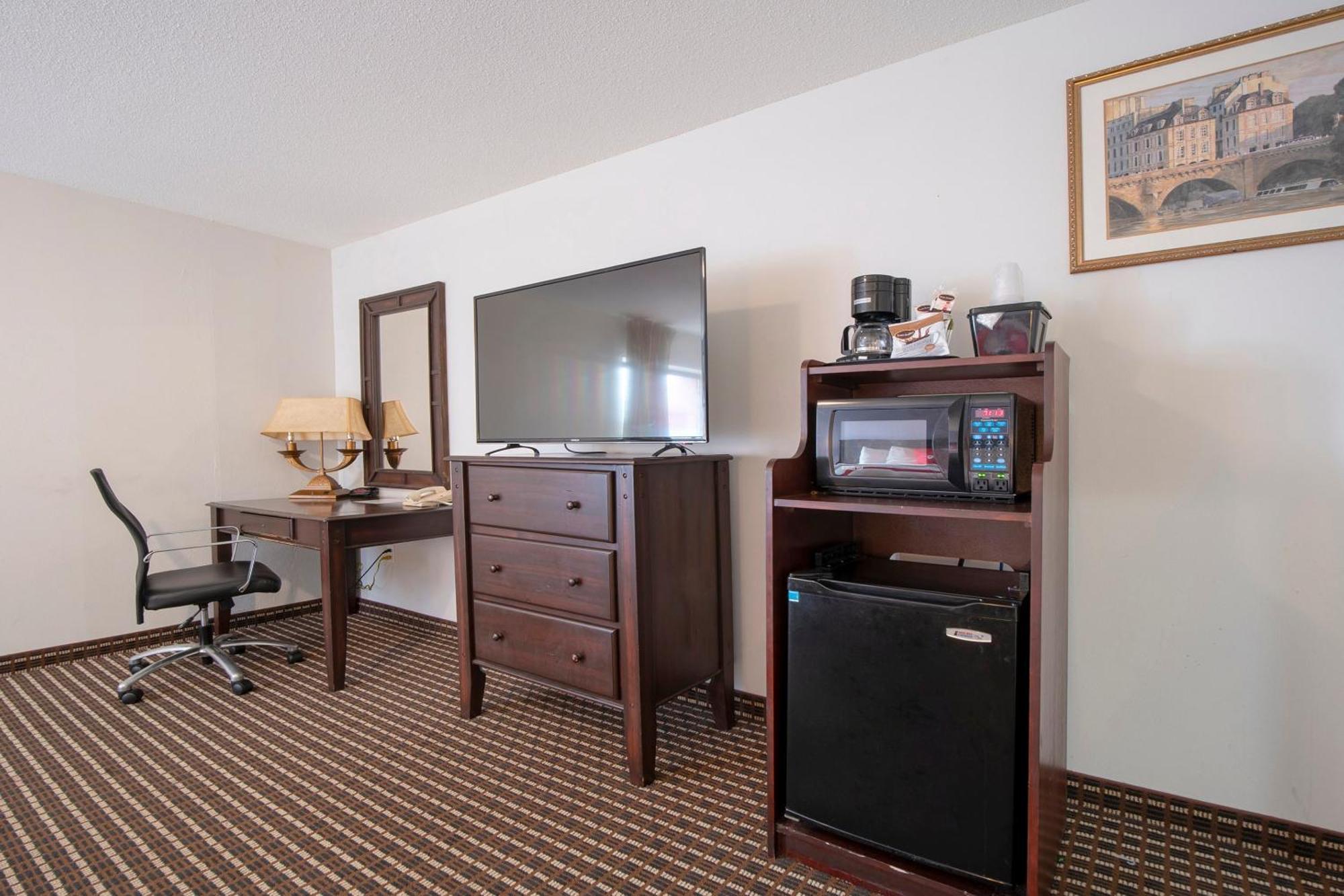 Готель Oyo Townhouse Houston Airport North Екстер'єр фото