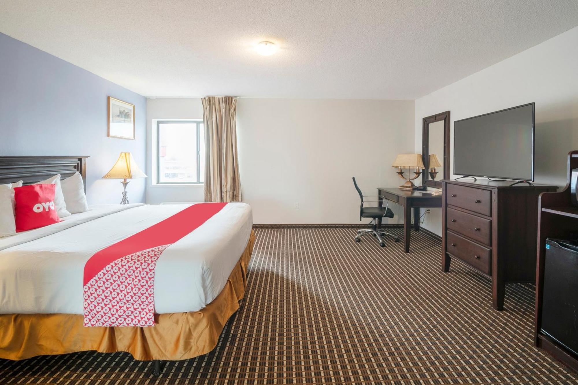 Готель Oyo Townhouse Houston Airport North Екстер'єр фото